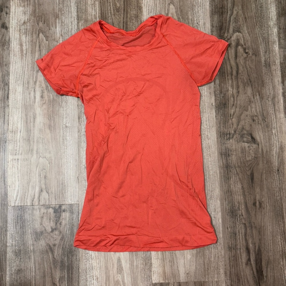 Lululemon shirt